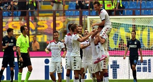 إنتر يتلقى أول خسارة في السكودتو برباعية مهينة أمام عقدته كالياري.. فيديو